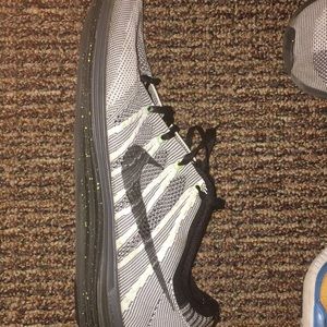 Nike Flyknit Sz 12
